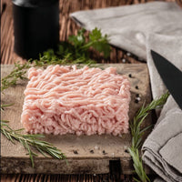 Fresh minced chicken breast from The Black Farmer – lean, high-protein British poultry