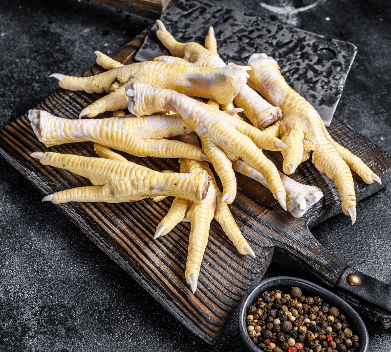 Pack of 1 kg British chicken feet – cleaned and ready for cooking by The Black Farmer