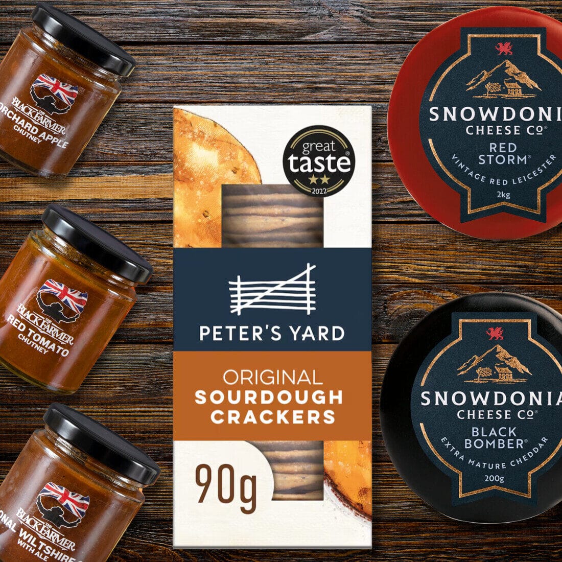 Gourmet-Cheese-Chutney-Box-2_9349febb-88b9-47af-bd46-642211b4d3e4.jpg