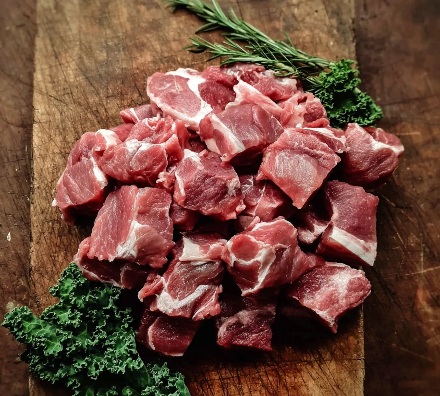 Lamb_shoulder_diced.webp