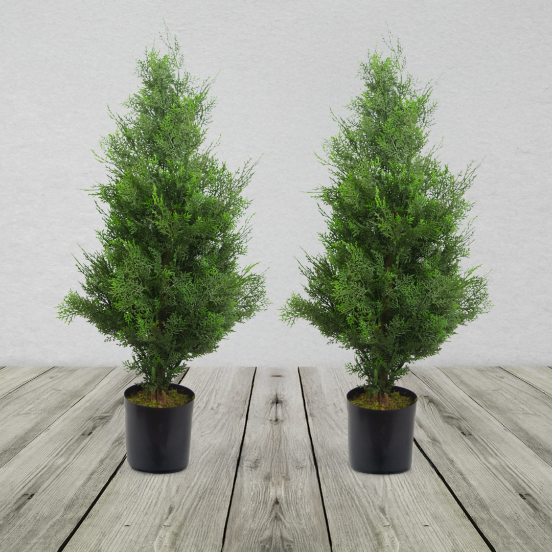 PairofArtificialCypressTopiaryTrees_1.png