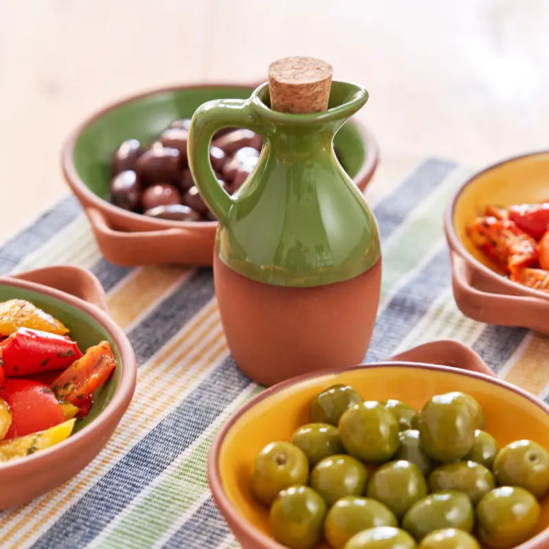 Sintra_Glazed_Terracotta_Oil_Drizzler_150ml_-_Green_48365740-da3e-4dd3-9a71-5c063cc0597a.webp