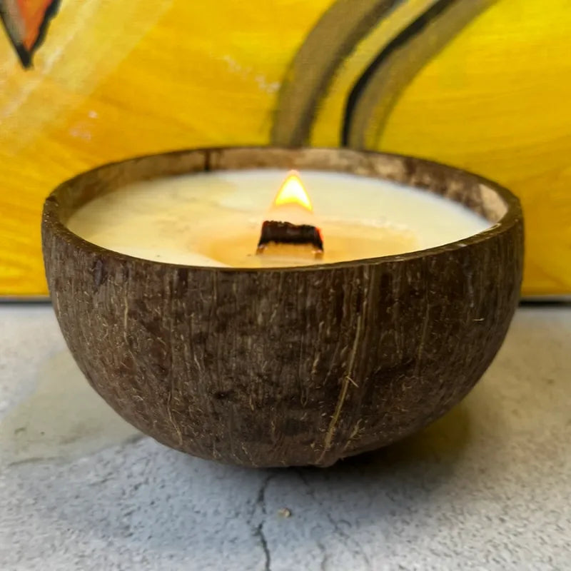 coconut-shell-candle-cinnamon-apple_a15d6c7f-66f7-477a-a977-69e30692b13d.webp