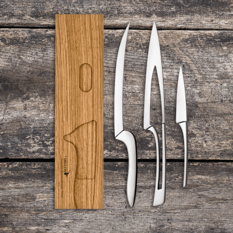Meeting Knives Oak Base