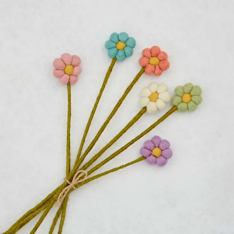 pack-of-6-felt-handmade-flower-bouquet-pastel_d4c24bad-1269-4df7-a163-cbc8abf49958.webp