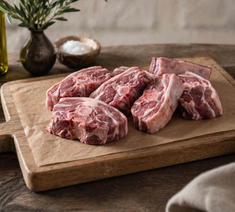 Bone-in British lamb neck stewing pieces, ideal for slow cooking, stews, curries, and hearty family dishes.