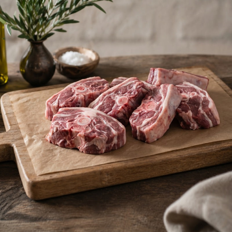 Bone-in British lamb neck stewing pieces, ideal for slow cooking, stews, curries, and hearty family dishes.
